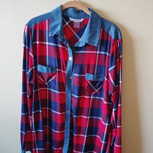 Plaid collar shirt
